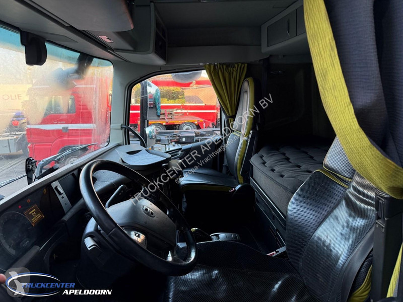 شاحنة Volvo FH 750  6x2*4 with steering axle,...