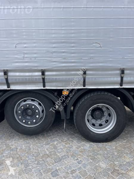 شاحنة Volvo
