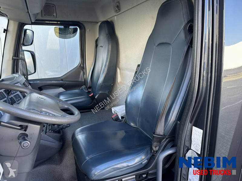 شاحنة Volvo FL240 4x2 - MOVERS TAILLIFT 1000Kg