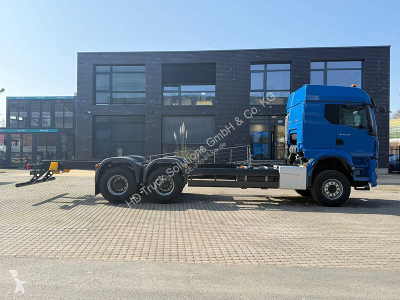 شاحنة MAN 33.520  33.520 6x4 BB Euro6e