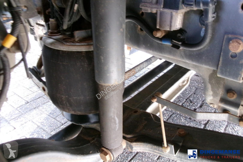 شاحنة Renault 270 4x2 fuel tank 13.7 m3 / 4 comp