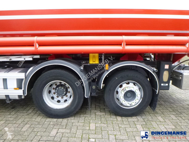 شاحنة DAF 400 6x2 fuel tank 19.5 m3 / 5 comp
