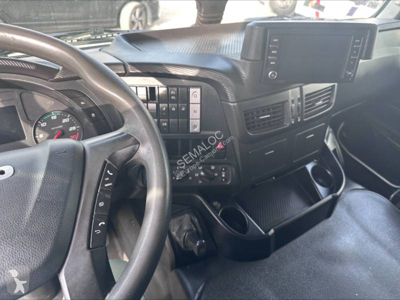 شاحنة Iveco