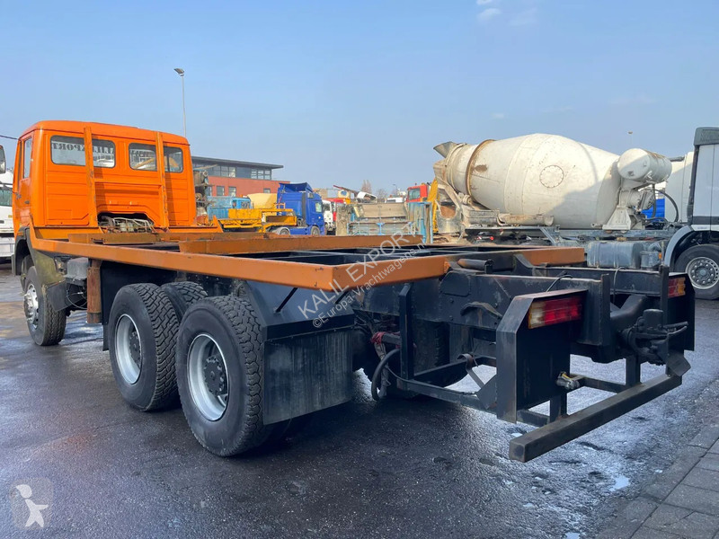 شاحنة Mercedes SK 6x6 V10 Chassis Cabine Manual...