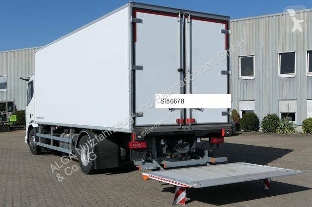 شاحنة DAF XD 370 FA 4x2, Thermo King T-800R,...