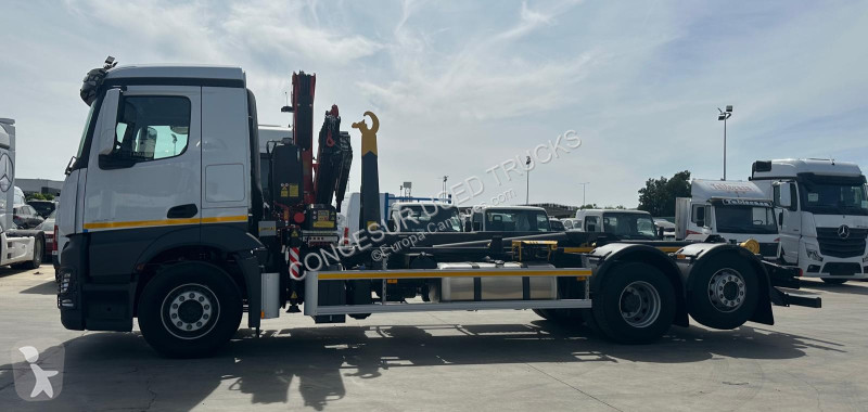 شاحنة Mercedes  2643 LS 6X2 + GANCHO JIMECA +...
