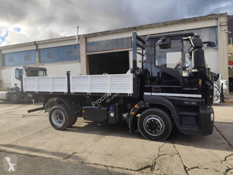شاحنة Iveco