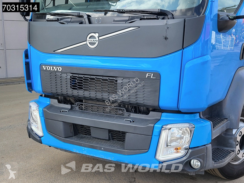 شاحنة Volvo 280 4X2 16tons chassis 4700mm...