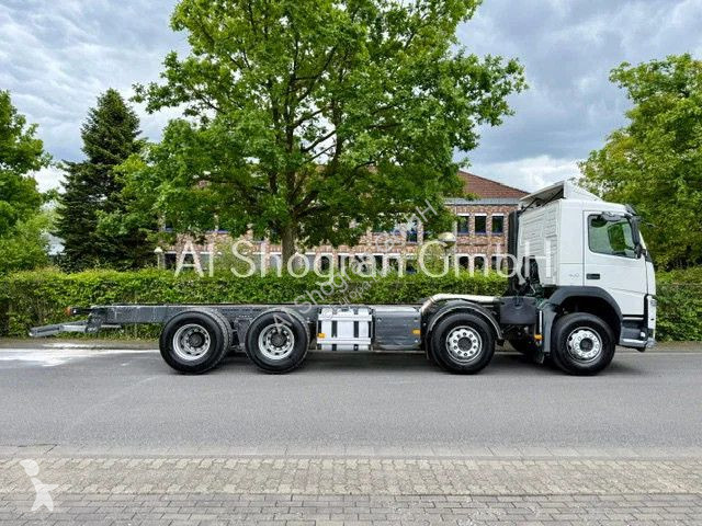 شاحنة Volvo / 8x4 / Blatt - Luft / Eu6