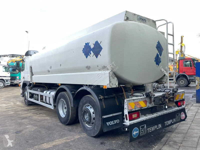 شاحنة Volvo 12420 Fuel Tank Truck 19.000 Liters...