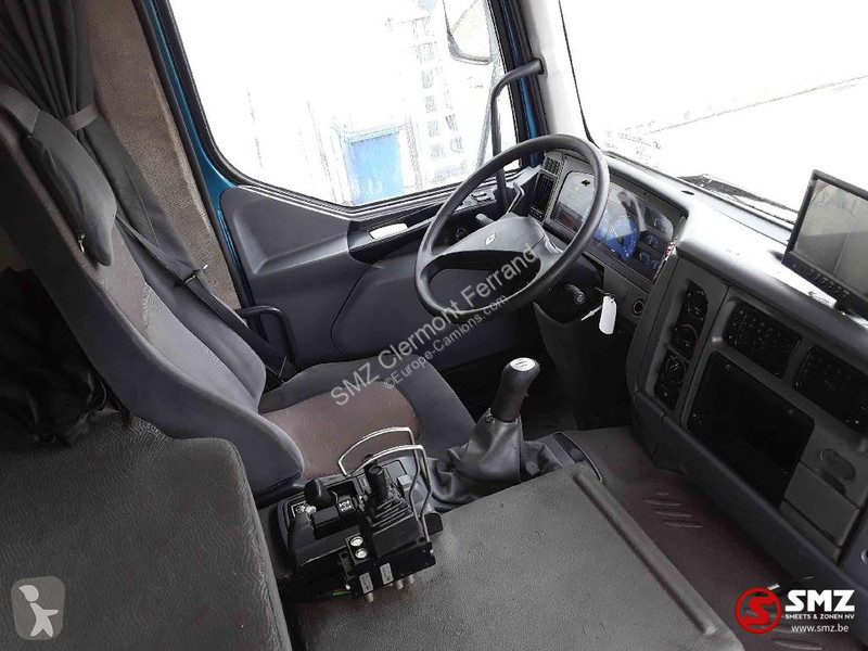 شاحنة Renault 420 hook/crane