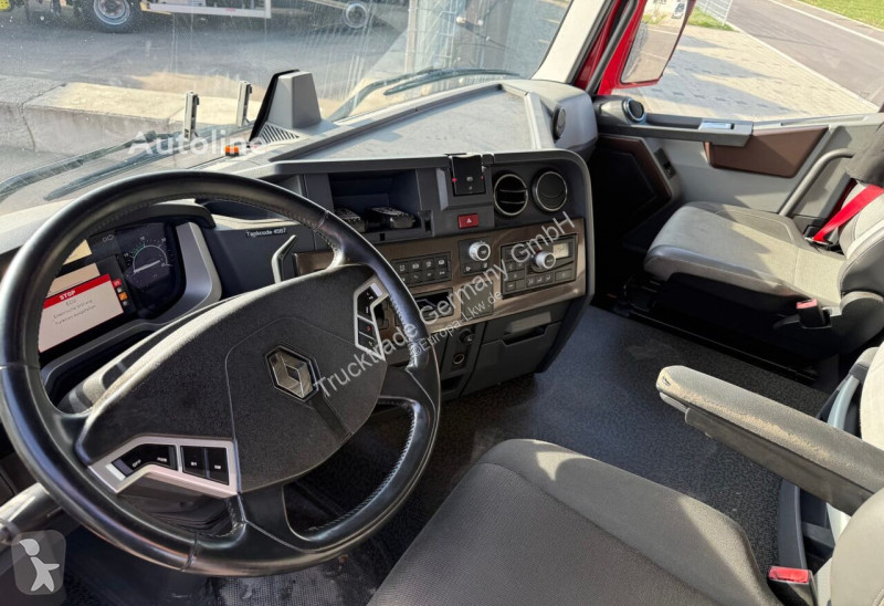 شاحنة Renault 586 T 460
