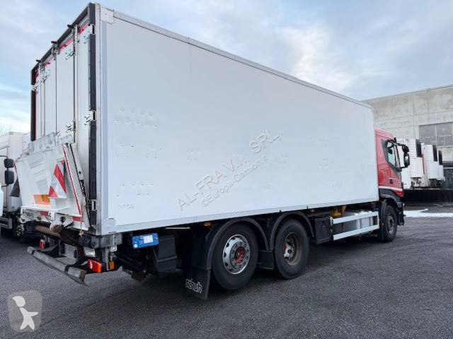 شاحنة Iveco