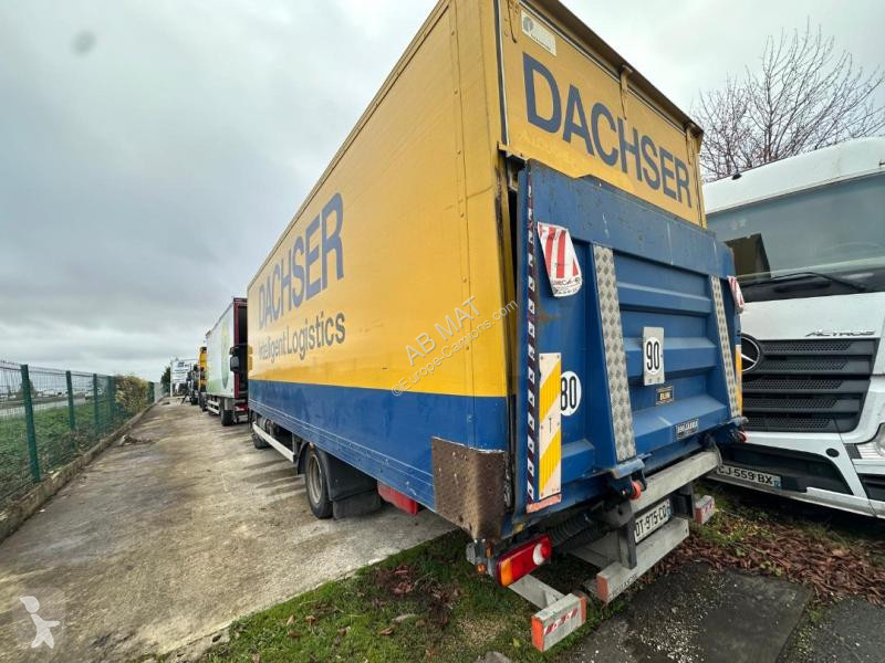 شاحنة Iveco 120 E 22