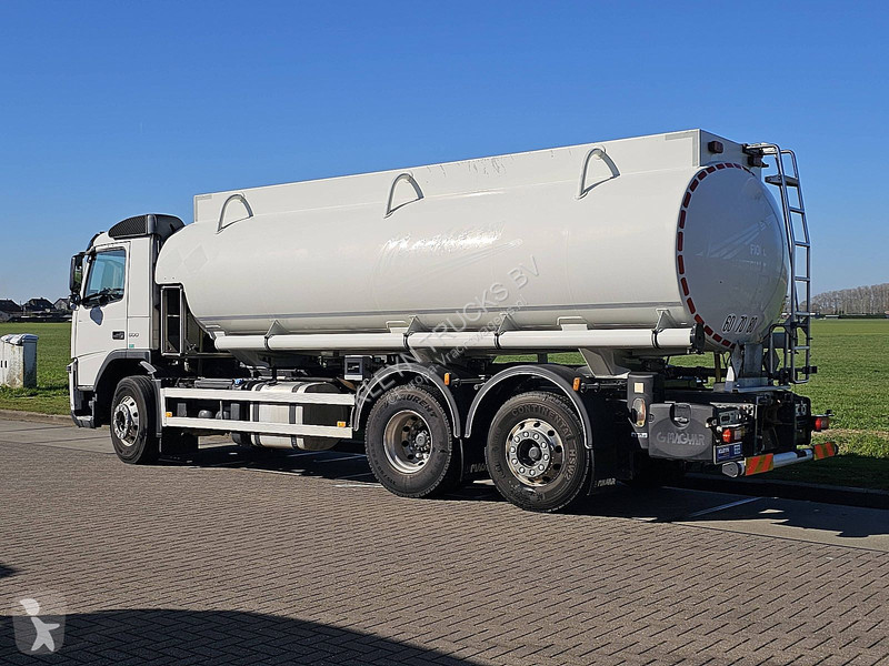 شاحنة Volvo 13500 19.000L
