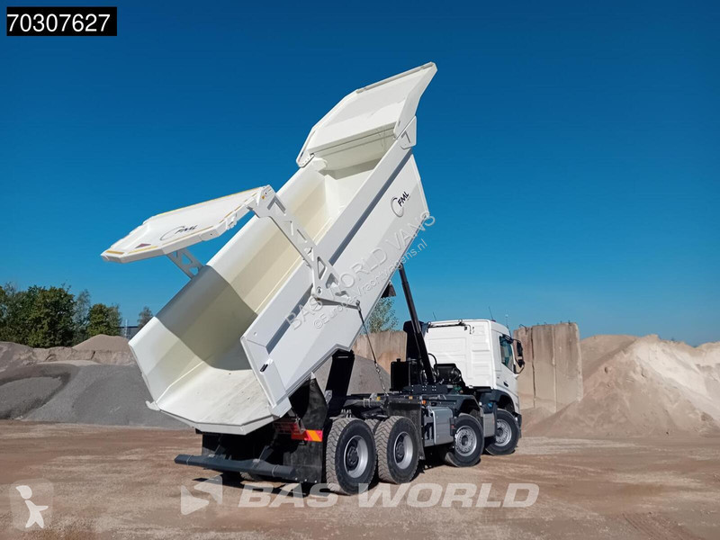 شاحنة Volvo 500  8X4 22m3 Mining tipper 52tons...