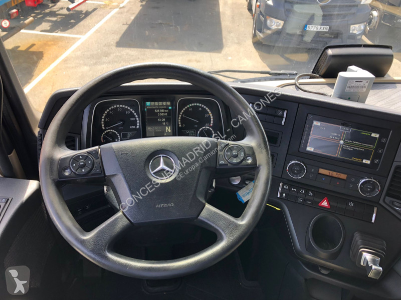 جرار Mercedes  1845
