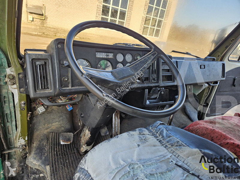 Kamión Volkswagen VW-MAN 8.136