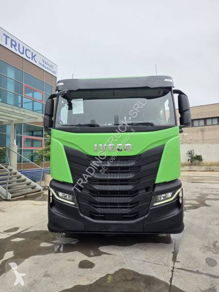 شاحنة Iveco