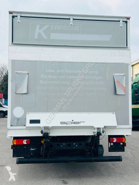 شاحنة Iveco