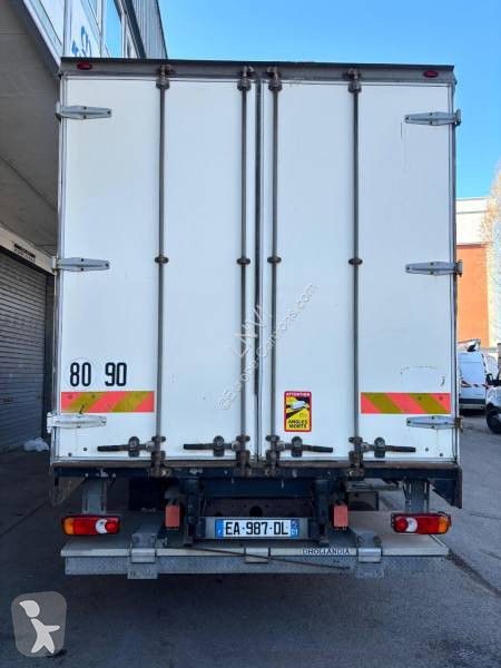 شاحنة Iveco