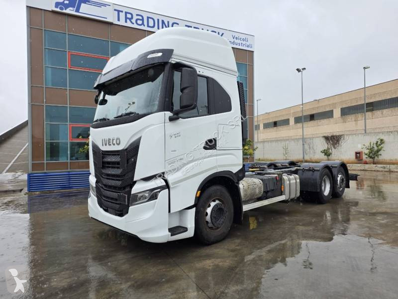 شاحنة Iveco