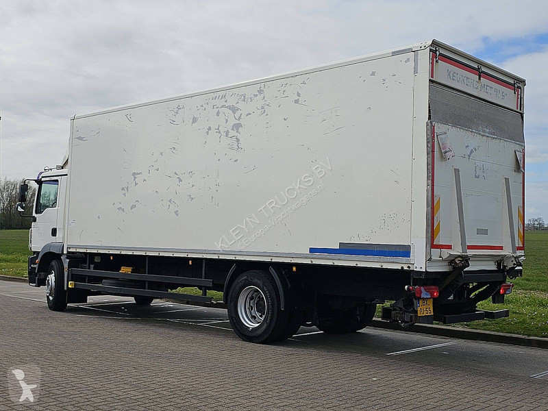 شاحنة MAN 18.250  TAILLIFT NL-TRUCK
