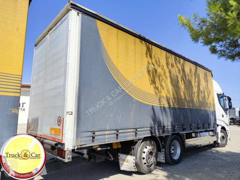 شاحنة Iveco