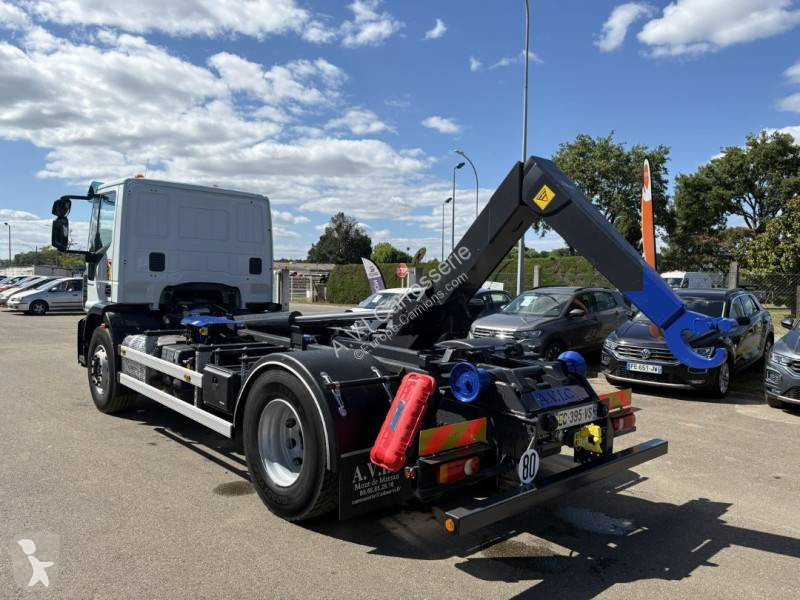 شاحنة Iveco