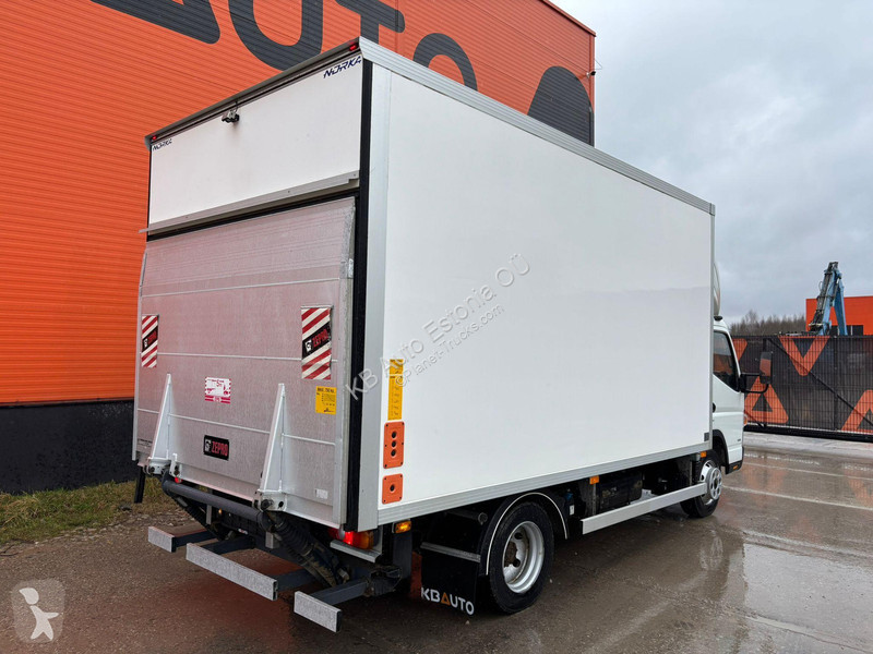 شاحنة Mitsubishi Fuso 4x2 THERMOKING V-500 Max...