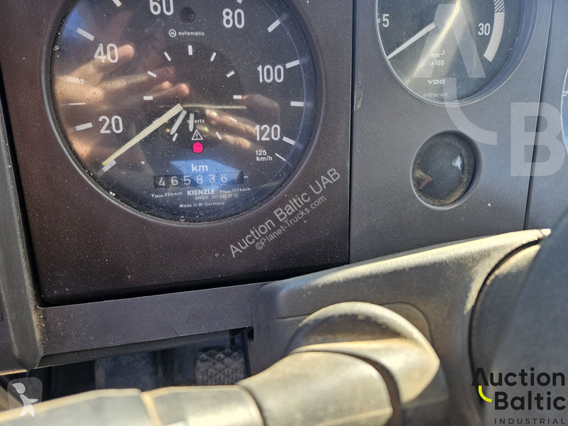 Lastbil Mercedes