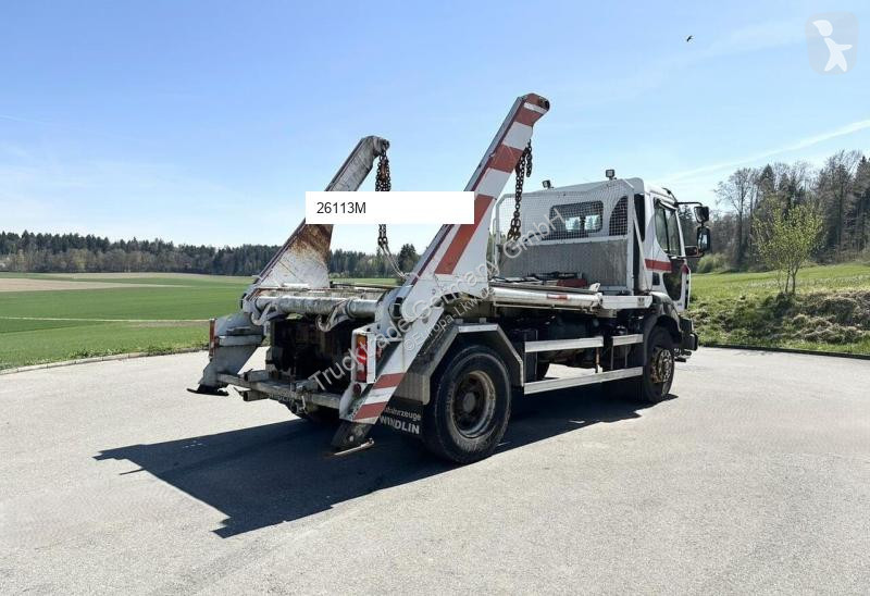 شاحنة Renault 586 300