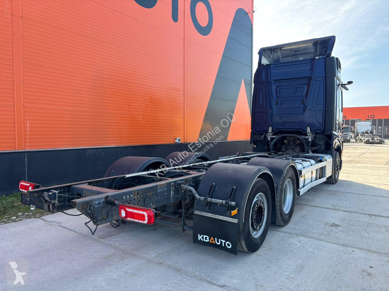 شاحنة Mercedes 2553 6x2*4 STREAM SPACE /...