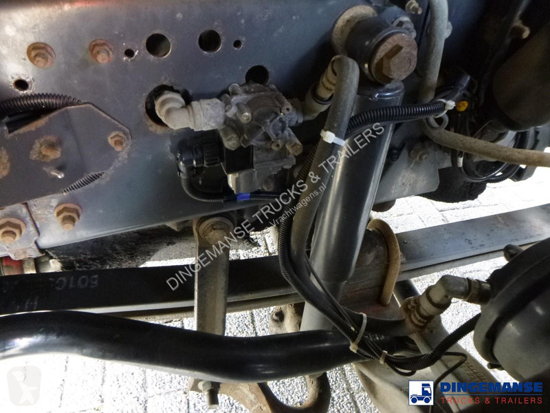 شاحنة Renault 270 4x2 fuel tank 13.3 m3 / 3 comp