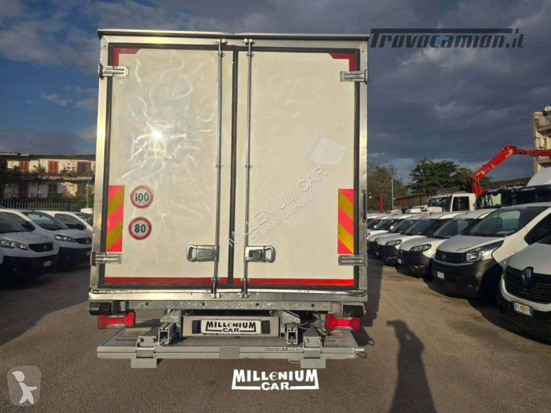 Camion Iveco 72-18 HI MATIC 2018 EURO 6 CELLA 5,20