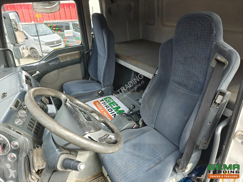 شاحنة MAN TGA 6x2 Sleeper Cab Euro3 - Enclosed...