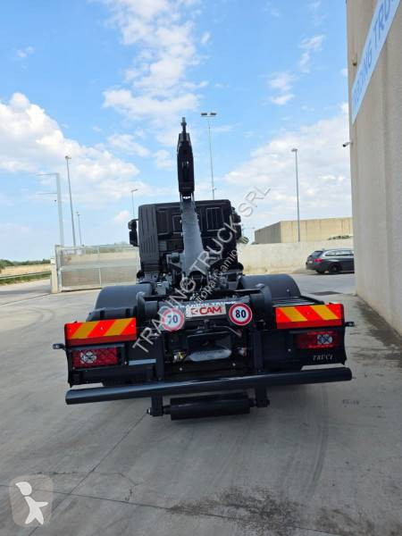 شاحنة Iveco