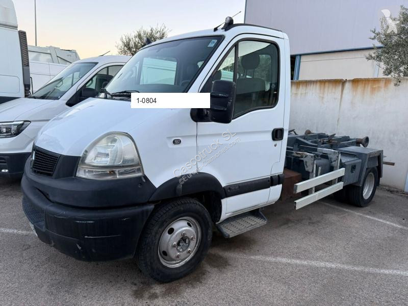 Samochód dostawczy Renault chasis +equipo...