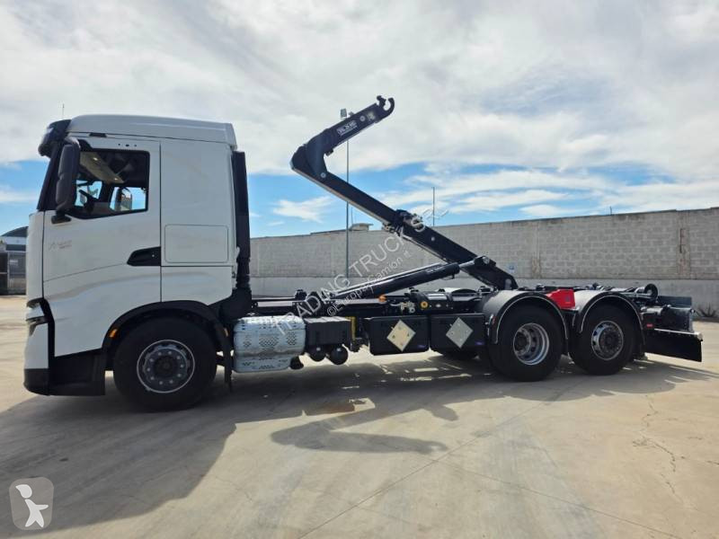 شاحنة Iveco