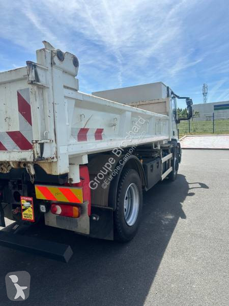شاحنة Iveco
