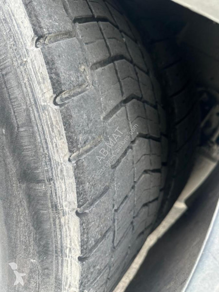 شاحنة Mercedes 1830