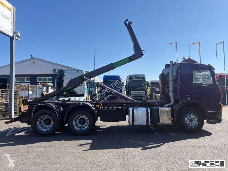 Camion Volvo 340 Full Steel - Manual - 20T Hook