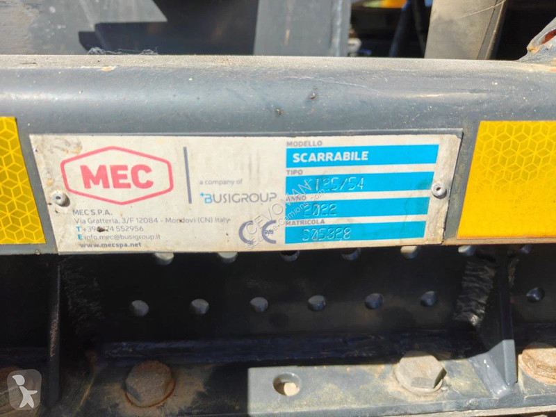 شاحنة Iveco 460 met 45000km 8x4 Euro 6E...