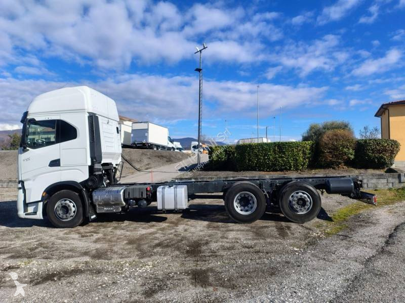 شاحنة Iveco