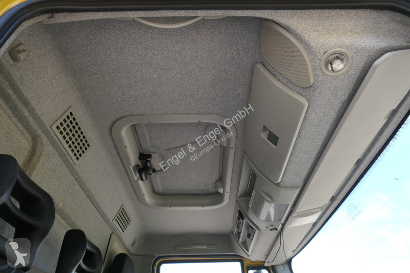 شاحنة Iveco EuroCargo ML 120 E 28 AHK LBW