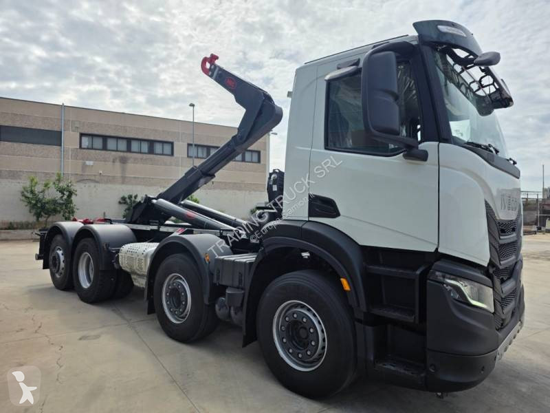 شاحنة Iveco