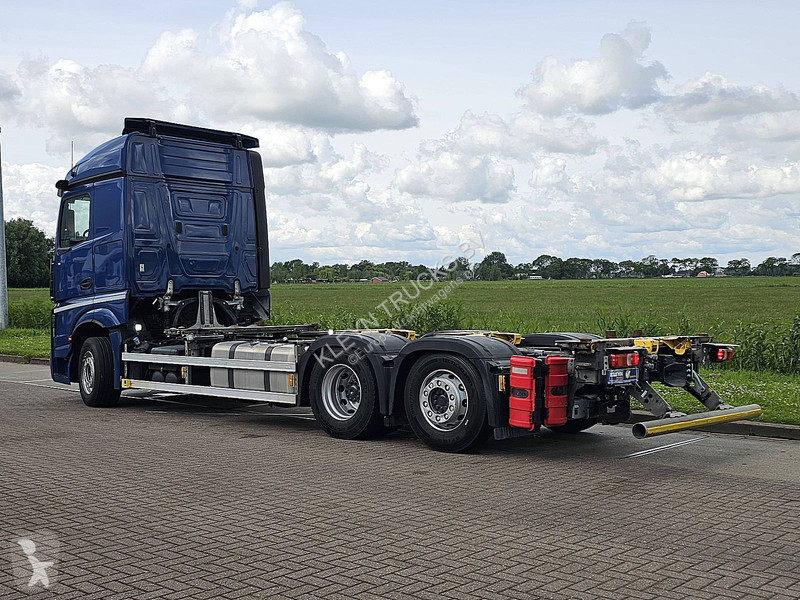 شاحنة Mercedes ACTROS 2553 OIL RETARDER 6X2*4