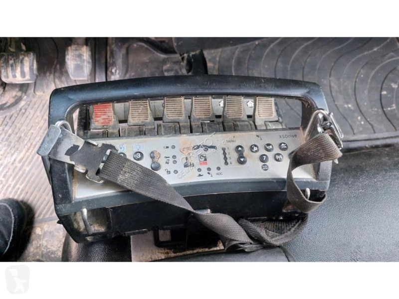 شاحنة Iveco EUROCARGO ML 140 E 25 Euro6 Grue...