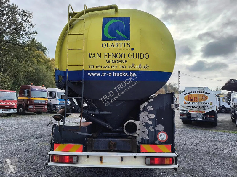 شاحنة Scania 94 G.300 FOODBUK SIO - 8 COMP. -...