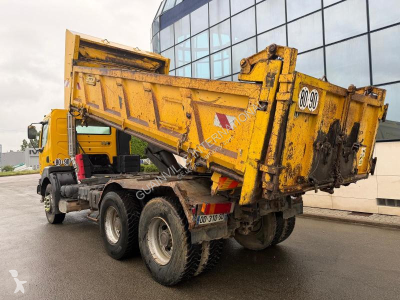 شاحنة Renault 300